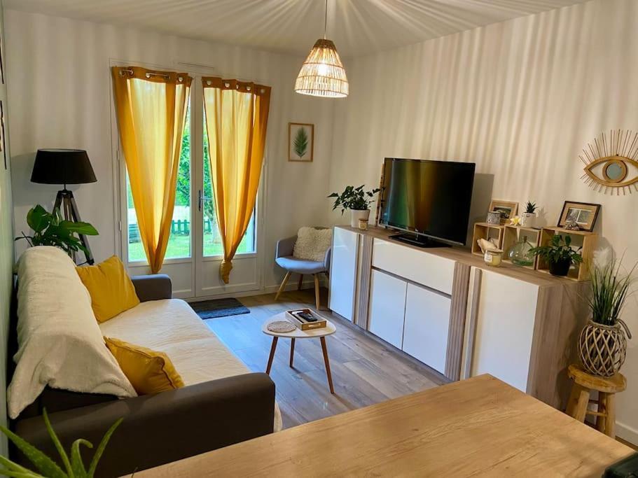 Bagnoles de l'Orne Normandie Appartement Avec Jardin מראה חיצוני תמונה